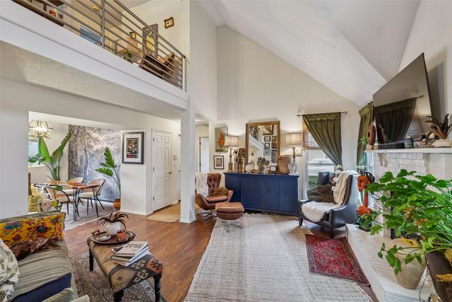 4756 70th Place, Urbandale, IA 50322