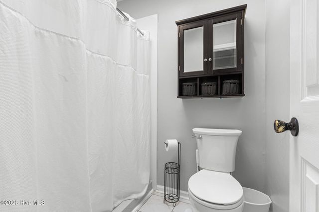 214 Baytree Drive, Jacksonville, NC 28546