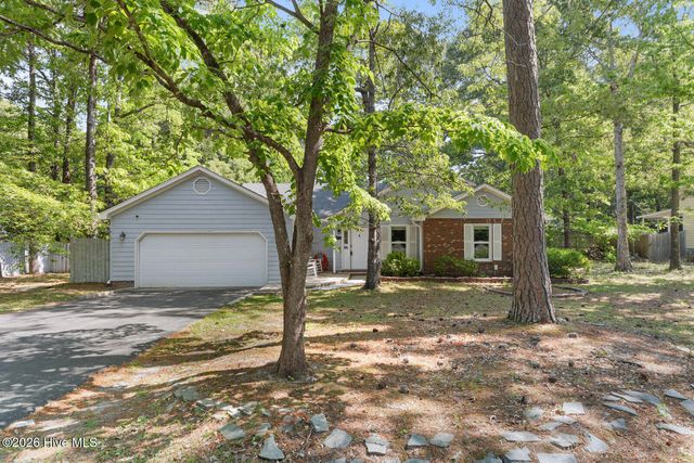 214 Baytree Drive, Jacksonville, NC 28546
