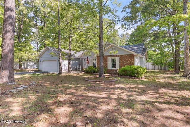 214 Baytree Drive, Jacksonville, NC 28546