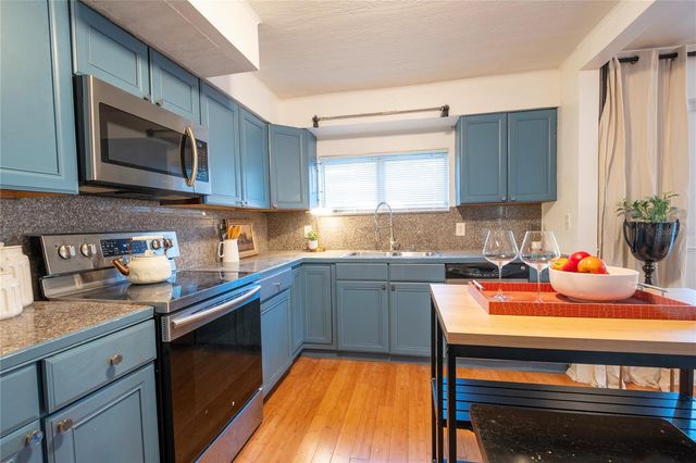 720 - 724 7TH STREET N, St Petersburg, FL 33701