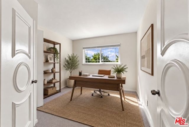 18744 Vintage Street, Northridge (los Angeles), CA 91324