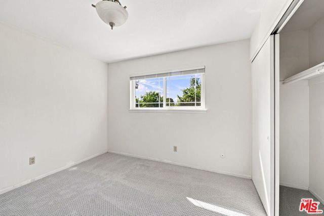 18744 Vintage Street, Northridge (los Angeles), CA 91324