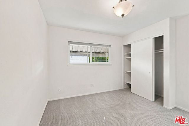 18744 Vintage Street, Northridge (los Angeles), CA 91324