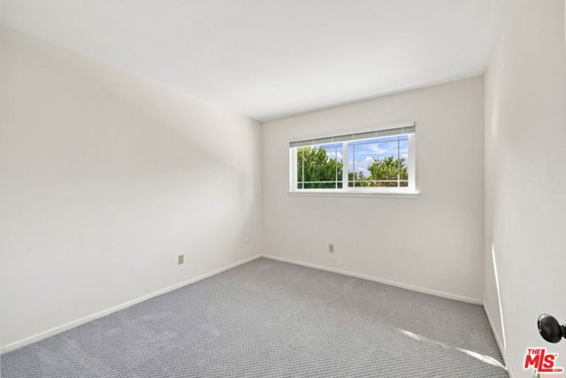 18744 Vintage Street, Northridge (los Angeles), CA 91324