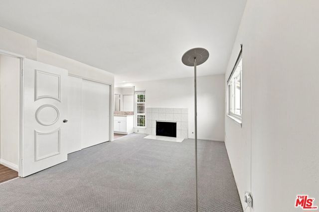 18744 Vintage Street, Northridge (los Angeles), CA 91324
