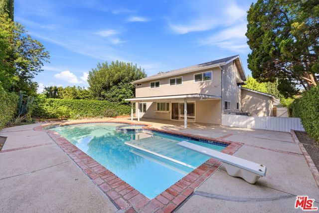 18744 Vintage Street, Northridge (los Angeles), CA 91324