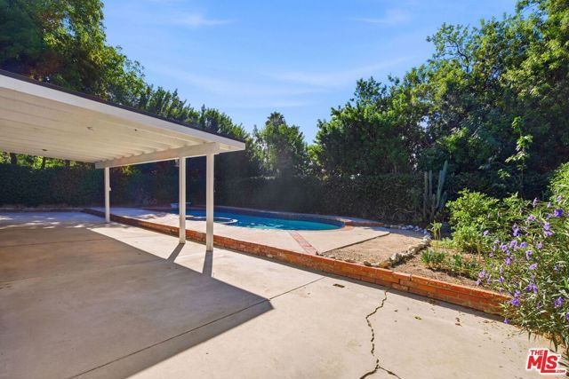 18744 Vintage Street, Northridge (los Angeles), CA 91324