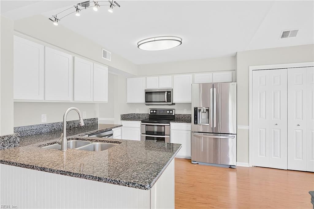 1905 Clifton Bridge DR, Virginia Beach, VA 23456