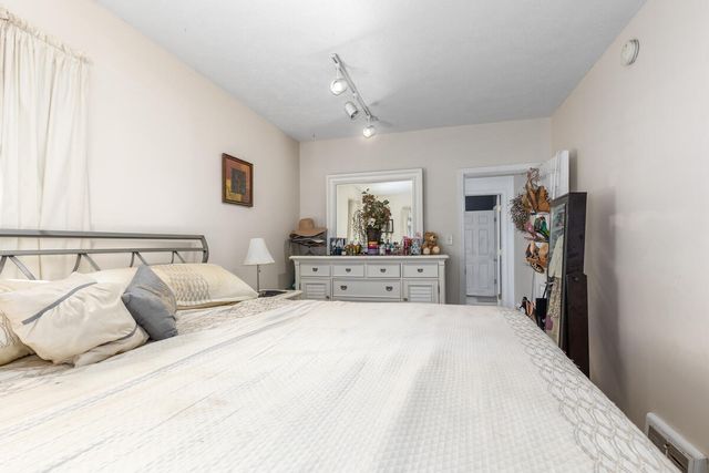 15331 Quincy Street, Park Twp, MI 49424
