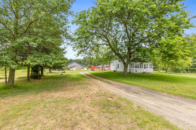 15331 Quincy Street, Park Twp, MI 49424