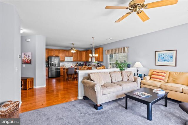 1805 RISSER LN, Lancaster, PA 17601