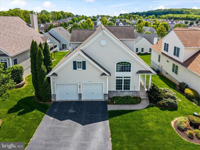 1805 RISSER LN, Lancaster, PA 17601