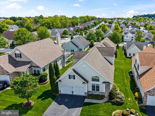 1805 RISSER LN, Lancaster, PA 17601