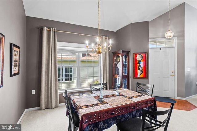 1805 RISSER LN, Lancaster, PA 17601
