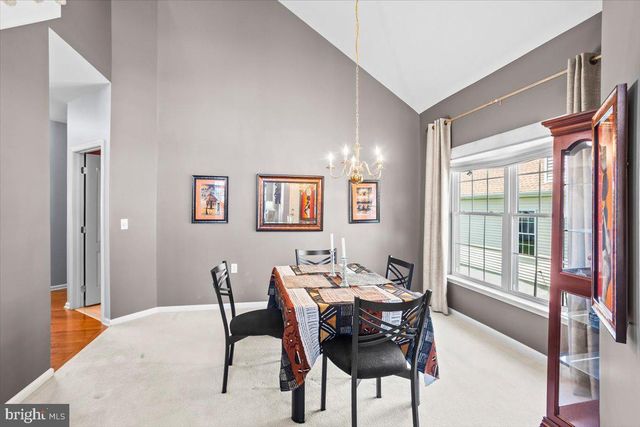 1805 RISSER LN, Lancaster, PA 17601