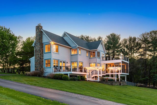 35571 SUFFOLK LN, Hillsboro, VA 20132