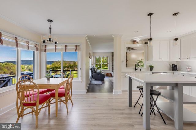 35571 SUFFOLK LN, Hillsboro, VA 20132