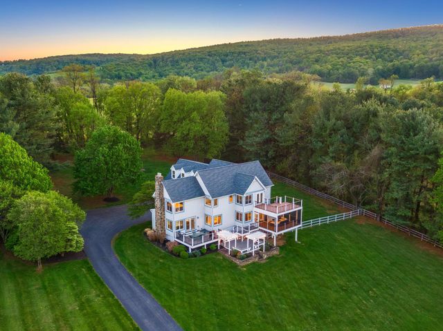 35571 SUFFOLK LN, Hillsboro, VA 20132