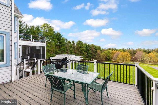 35571 SUFFOLK LN, Hillsboro, VA 20132