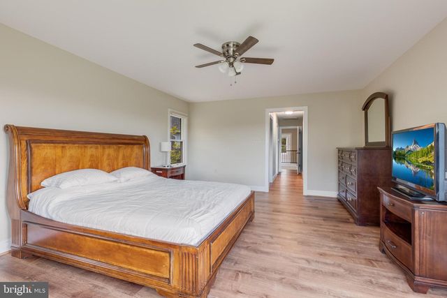 35571 SUFFOLK LN, Hillsboro, VA 20132