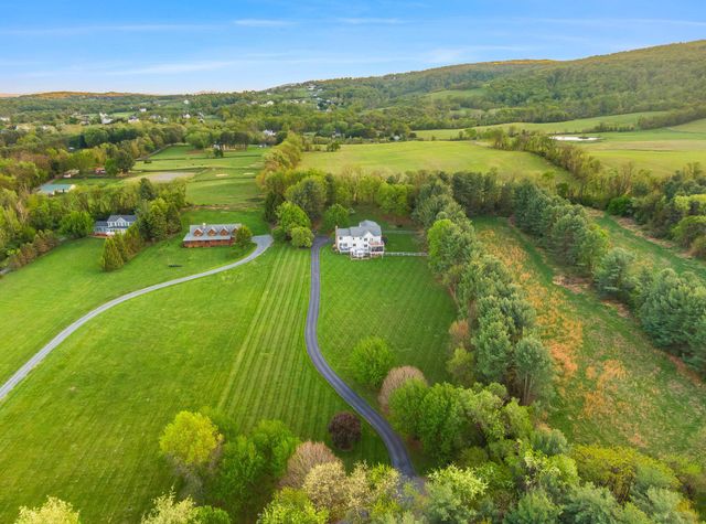 35571 SUFFOLK LN, Hillsboro, VA 20132