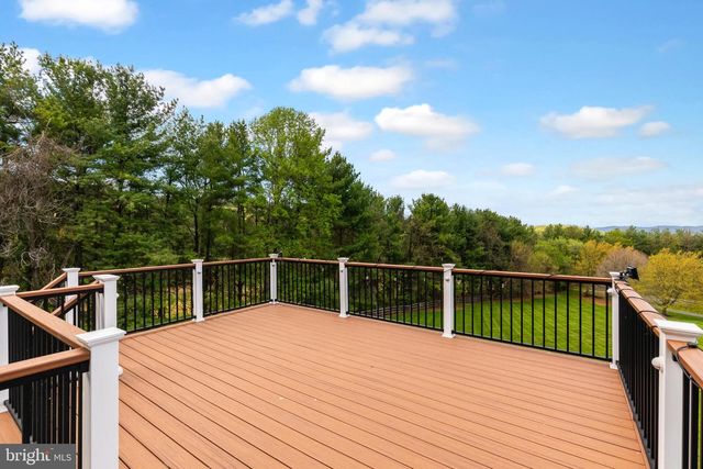 35571 SUFFOLK LN, Hillsboro, VA 20132