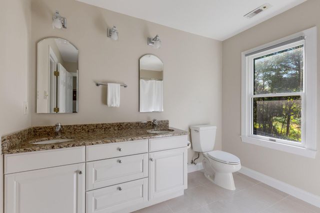 35571 SUFFOLK LN, Hillsboro, VA 20132