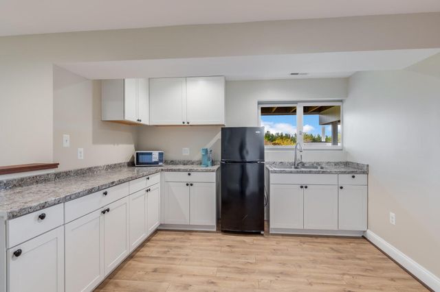 35571 SUFFOLK LN, Hillsboro, VA 20132