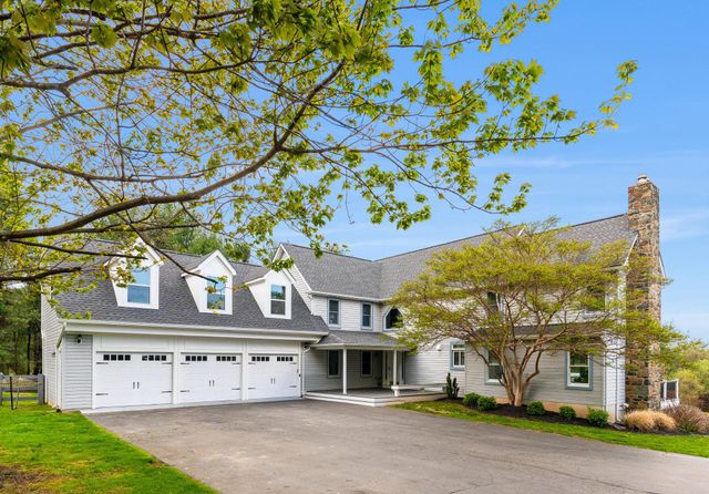 35571 SUFFOLK LN, Hillsboro, VA 20132
