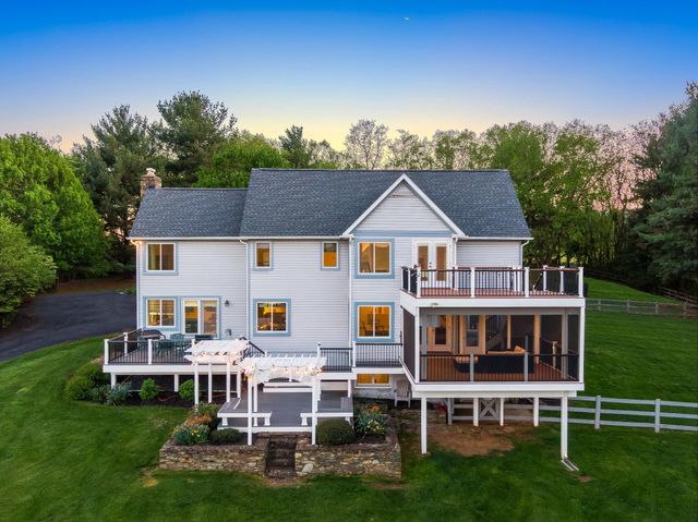 35571 SUFFOLK LN, Hillsboro, VA 20132