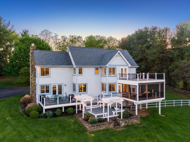 35571 SUFFOLK LN, Hillsboro, VA 20132
