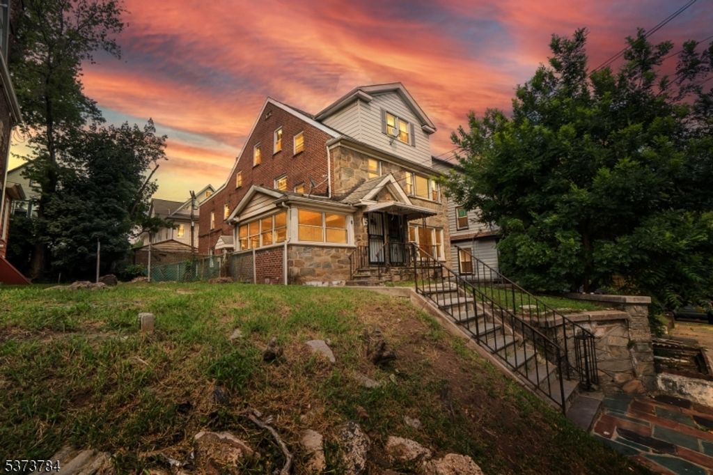 13 Lehigh Ave, Newark City, NJ 07112