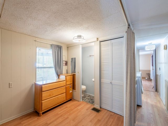 21220 E HIGHWAY 316, Fort Mc Coy, FL 32134