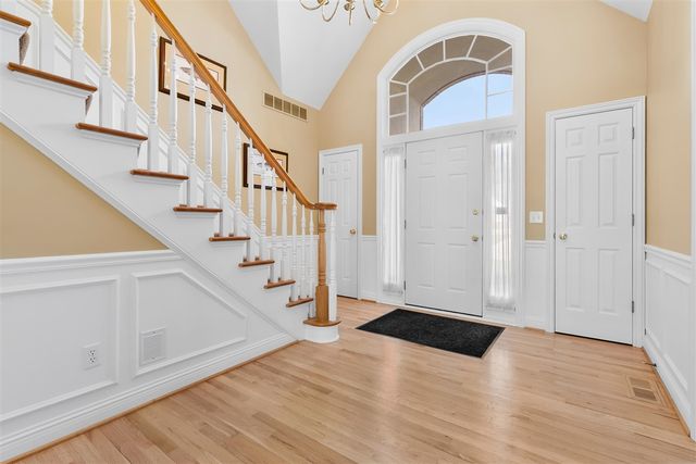 6815 Oleander Lane, Portage, MI 49024