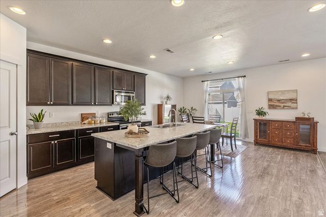 3580 S CLEARWATER WAY, Syracuse, UT 84075