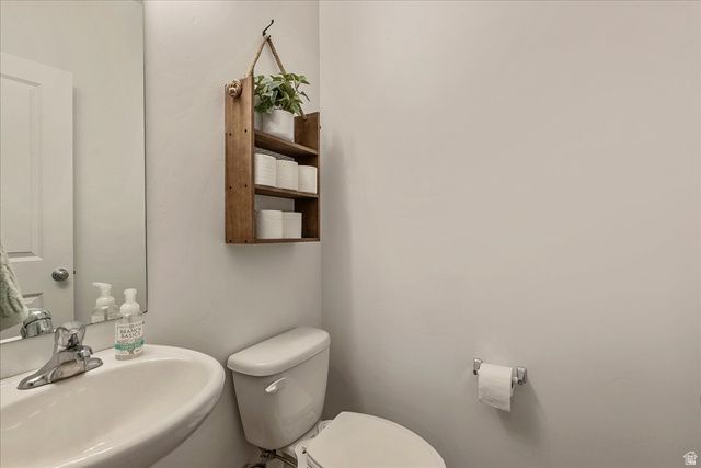 3580 S CLEARWATER WAY, Syracuse, UT 84075