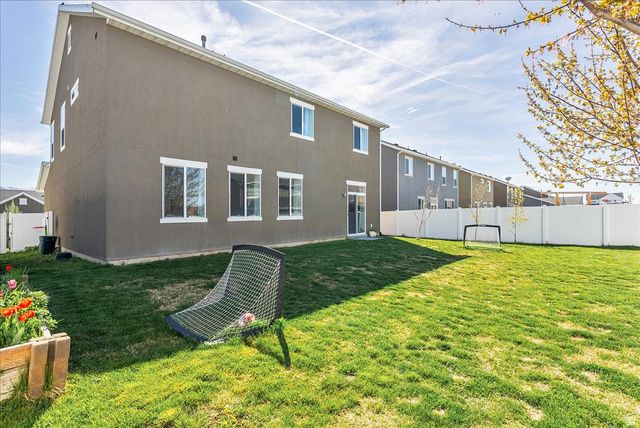 3580 S CLEARWATER WAY, Syracuse, UT 84075