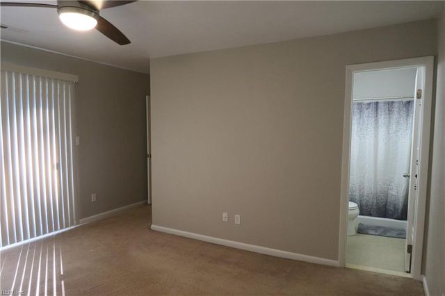 517 Norman LN, Virginia Beach, VA 23452