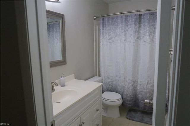517 Norman LN, Virginia Beach, VA 23452