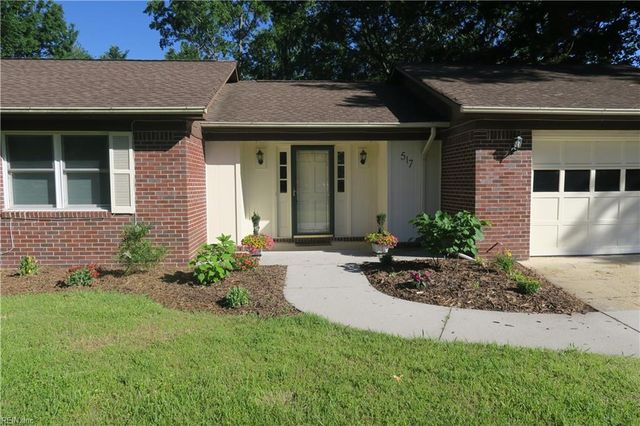517 Norman LN, Virginia Beach, VA 23452