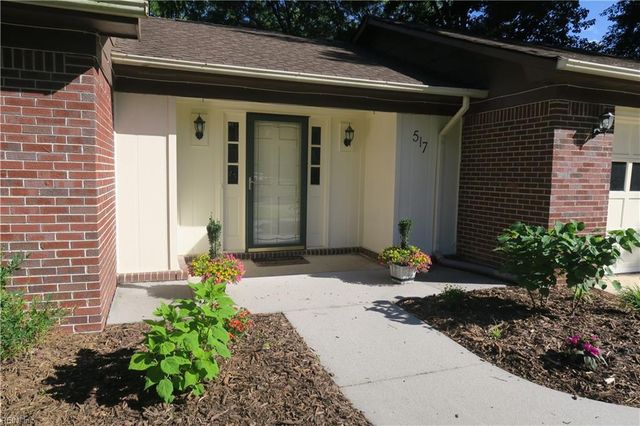 517 Norman LN, Virginia Beach, VA 23452