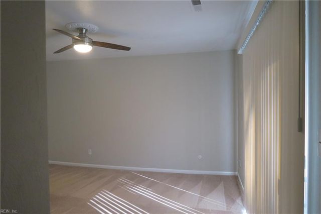 517 Norman LN, Virginia Beach, VA 23452