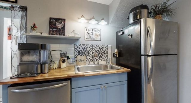 419 E Main St, Red Boiling Springs, TN 37150