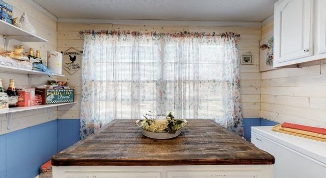 419 E Main St, Red Boiling Springs, TN 37150