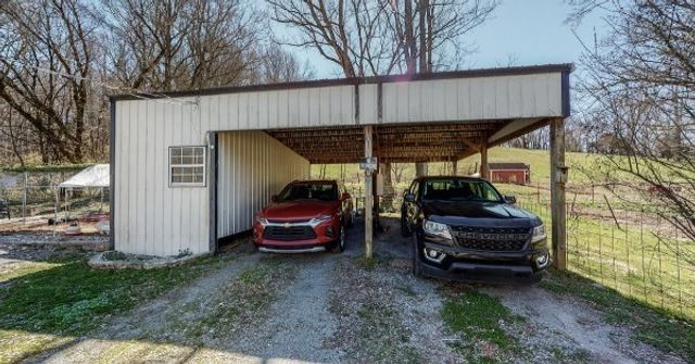 419 E Main St, Red Boiling Springs, TN 37150