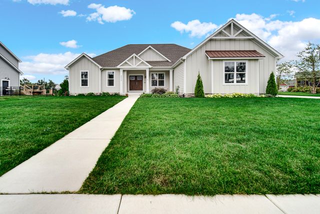2502 Stirling Drive, Valparaiso, IN 46383