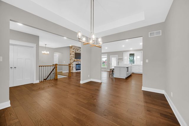 2502 Stirling Drive, Valparaiso, IN 46383
