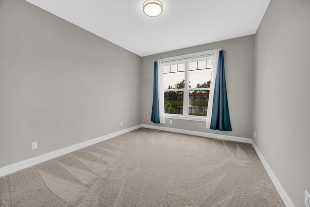 2502 Stirling Drive, Valparaiso, IN 46383