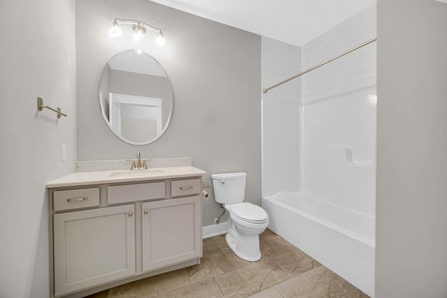 2502 Stirling Drive, Valparaiso, IN 46383